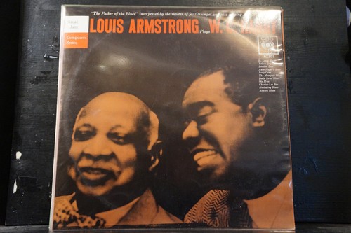 Louis armstrong plays - armstrong,